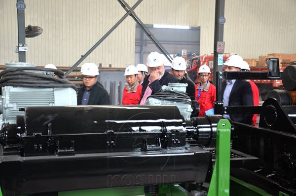 Clients Visiting KOSUN Factory